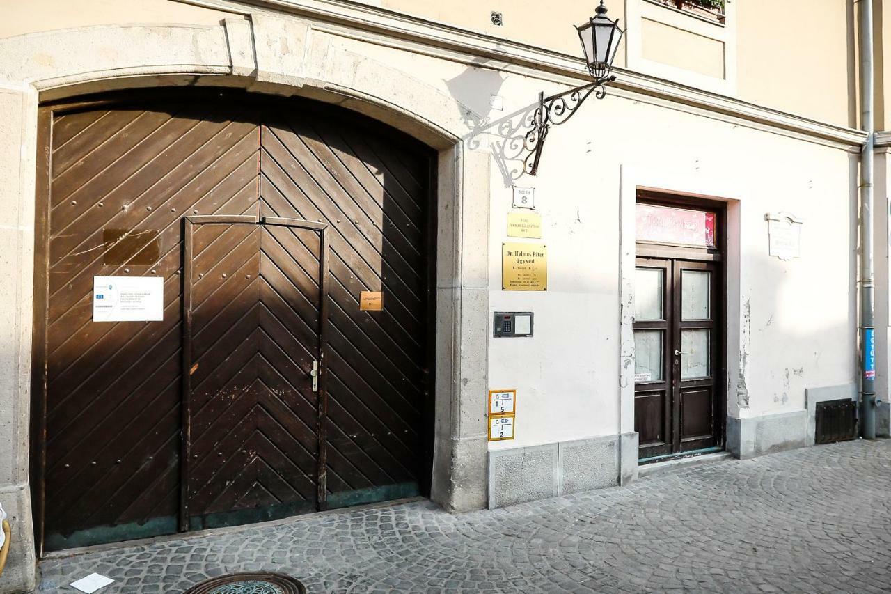 D8 Design Apartment & Studio Eger Kültér fotó